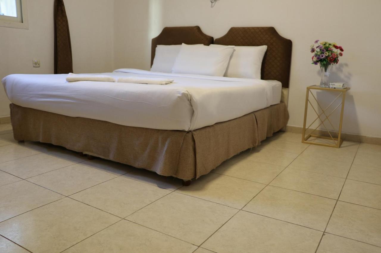 אל-מדינה Al Alya Hotel מראה חיצוני תמונה