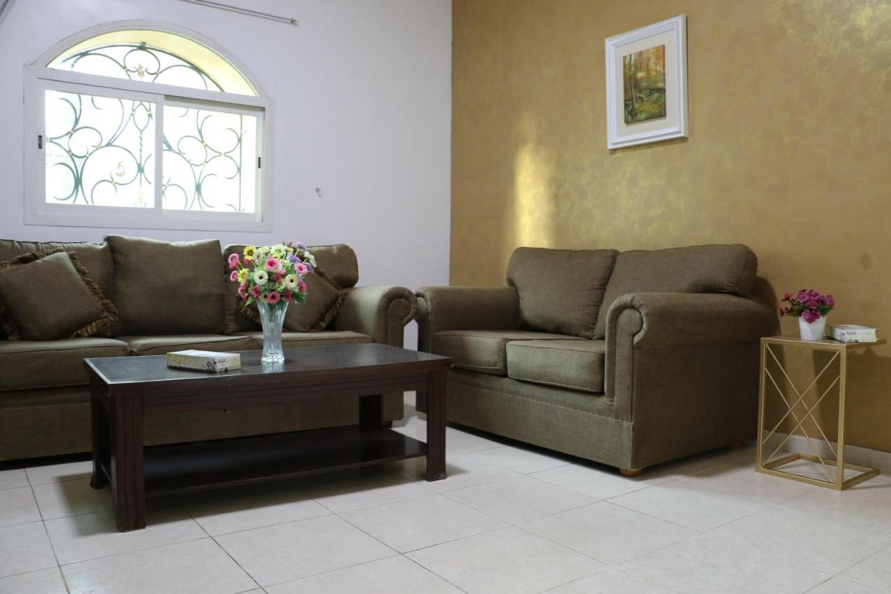 אל-מדינה Al Alya Hotel מראה חיצוני תמונה